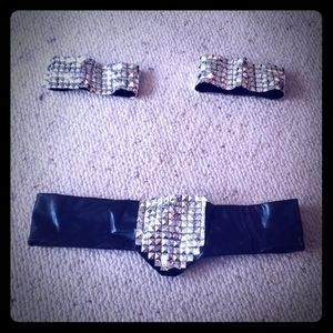 Waist belt and two arm bands